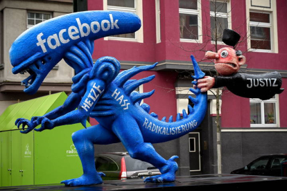 Una imagen de Carnaval en Dusseldorf, Alemania. SASCHA STEINBACH