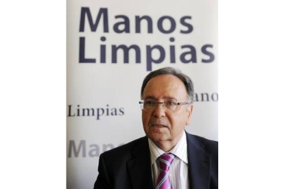 El secretario general del sindicato Manos Limpias, Miguel Bernad.