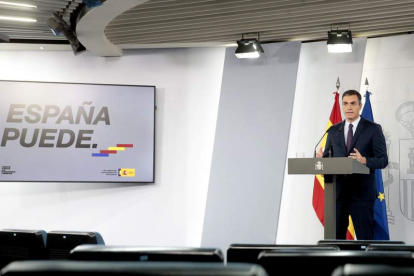 El presidente del Gobierno, Pedro Sánchez, en su intervención ayer. JOSÉ MARÍA CUADRADO