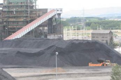 Las centrales eléctricas y Hunosa almacenan diez millones de toneladas de carbón nacional sin quemar