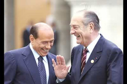 Poco antes de las once de la mañana llegaban al capitolio romano algunos de los protagonistas, como el presidente francés Jacques Chirac recibido a la entrada por el primer ministro italiano