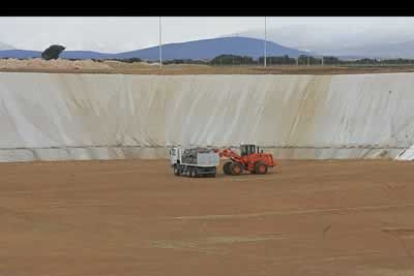 León por fin estrenó en agosto su centro de tratamiento de residuos urbanos (CTR) en San Román de la Vega, lo que permitirá solucionar su gran problema medio ambiental con la basura.