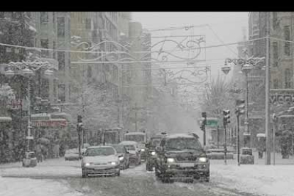 León cerró el año con una de las nevadas más intensas de las últimas décadas. Un espeso manto blanco hizo intransitable la ciudad durante los últimos días de diciembre.