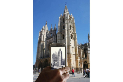 Con una aplicación en el móvil es posible ver una imagen de cómo era la Catedral antes de la gran restauración del XIX.