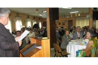 El mantenedor del botillo fue, este año, el sacerdote Luis García Morán