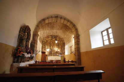 El retablo de Lagüelles en Pobladura.