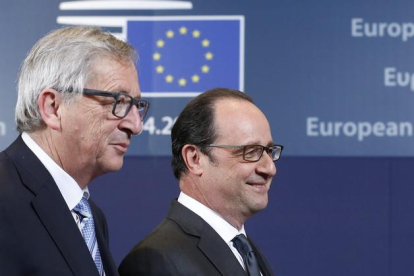 El presidente de la Comisión Europea, Jean-Claude Juncker, y el presidente francés, François Hollande.