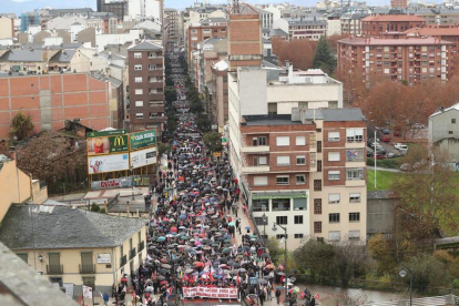 Multitudinaria manifestación el domingo por Ponferrada en defensa del futuro del Bierzo.