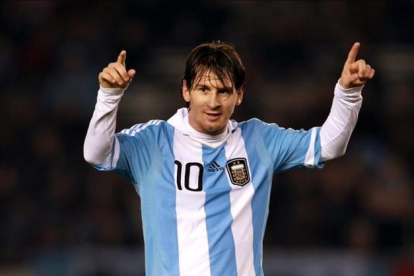 Leo Messi, enfundado en la camiseta de la selección argentina.
