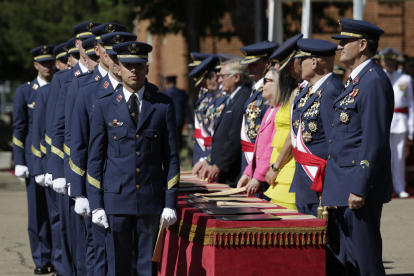 Entrega de despachos en la Academia Básica del Aire de La Virgen del Camino. FERNANDO OTERO