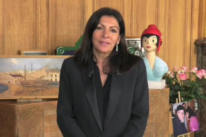 Vídeo de la alcaldesa de París, Anne Hidalgo, apoyando a Pedro Sánchez.