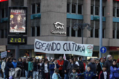 La manifestación del pasado jueves congregó a casi 2.000 personas. FERNANDO OTERO PERANDONES