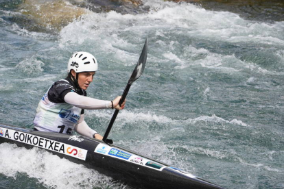 180 deportistas y 20 clubes participan en Sabero en la Copa de Españade Slalom Olímpico y en el Campeonato de España de Kayak Cross. JONATHAN NOTARIO