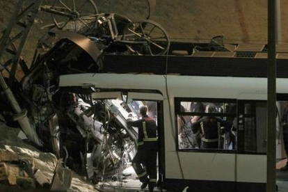 Estado del convoy de Metro de Madrid siniestrado en la cochera de Loranca.
