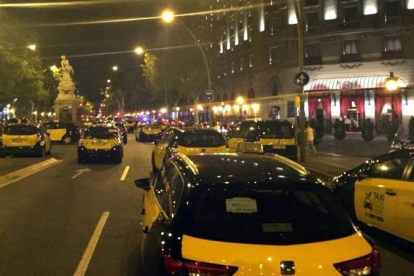 Los taxistas ocuparon la Gran Vía de Barcelona el pasado mes de julio.