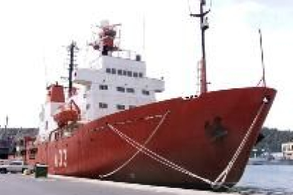 El buque «Hespérides», atracado en el muelle de Cartagena