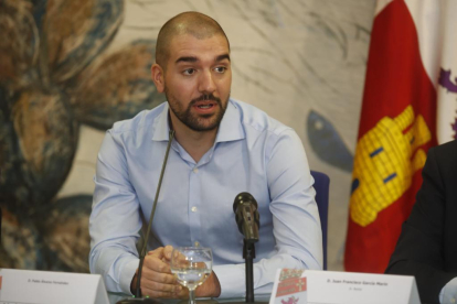 Pablo Álvarez ha señalado que no es casualidad que los dos astronautas españoles sean leoneses. 