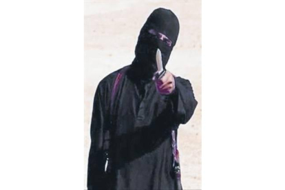 Una imagen del 'yihadista John', en un vídeo del Estado Islámico.