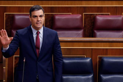 El presidente del Gobierno, Pedro Sánchez,  el miércoles, en la sesión del Congreso en la que se debatió la cuarta prórroga del estado de alarma. BALLESTEROS