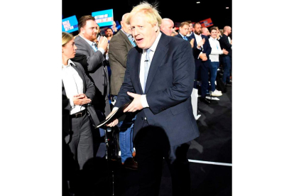 Boris Jhonson en la convención de su partido, en Londres. NEIL HALL