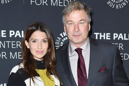 Alec Baldwin y su mujer, Hilaria Thomás, posan en The Paley Center for Media, el pasado 2 de noviembre en Nueva York.