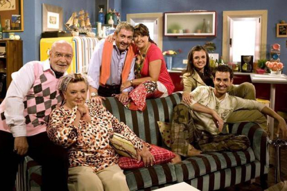 Los actores de la serie de Tele 5 'Escenas de matrimonio'.