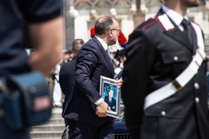 Funeral con honores de Silvio Berlusconi en Milán. CIRO FUSCO/MOURAD BALTI TOUATI/MATTEO CORNER/MATTEO BAZZI