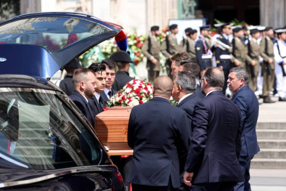 Funeral con honores de Silvio Berlusconi en Milán. CIRO FUSCO/MOURAD BALTI TOUATI/MATTEO CORNER/MATTEO BAZZI