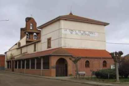 Imagen actual de la ermita del Arrabal de Laguna de Negrillos