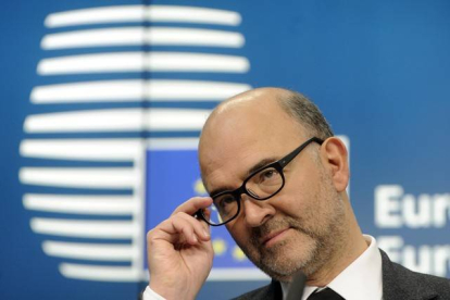 Comisario de Asuntos Económicos, Pierre Moscovici durante la rueda de premsa de este lunes.