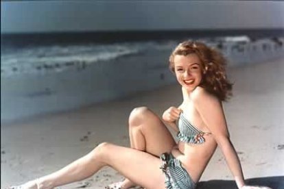 Norma Jean, más conocida como Marilyn Monroe, es la protagonista de una muestra fotográfica en el Museo Brooklin. La exposición supone un repaso a la trayectoria de la artista.