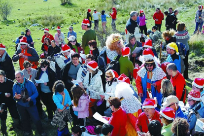 Los socios del club Yordas celebran cada Navidad el 'belén de cumbres'| DL