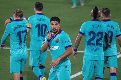 Luis Suárez celebra el segundo gol del Barcelona frente al Villarreal. D.C.