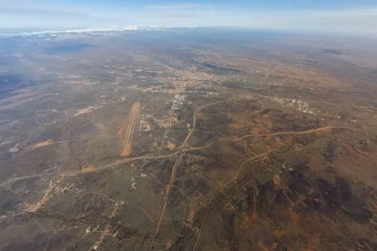 Vista cenital de la ciudad de León que se ha podido ver en la ruta que realizó el avión de Juan Carlos I. ZERO2INFINITY