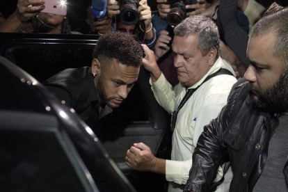 Neymar, en junio del 2019, yendo a declarar ante la justicia en Río de Janeiro.