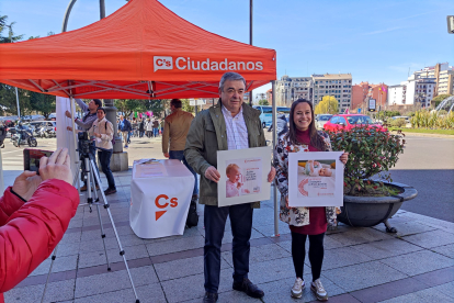 Justo Fernández y Gemma Villarroel. P. I.