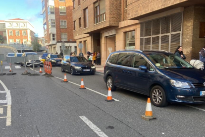 Cae el muro de Feve en León. RAMIRO