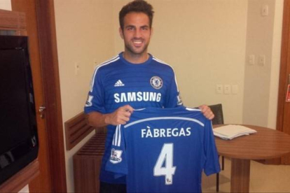Cesc, con la camiseta del Chelsea, su nuevo equipo.