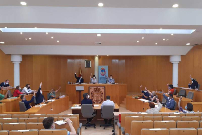 Votación en el Pleno del Ayuntamiento de San Andrés. DL