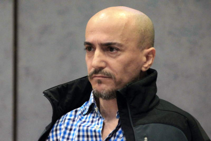 Juan Carlos Aguilar, el falso monje Shaolín, en el juicio. LUIS TEIJIDO