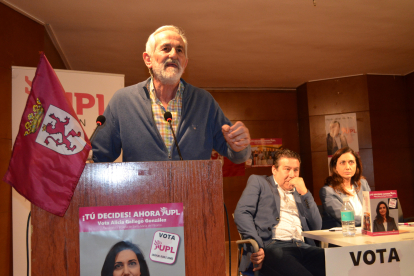 Cierre de Campaña de UPL en 2019 en Santa María del Páramo, con Luis Mariano Santos, Matías Llorente y Alicia Gallego. MEDINA