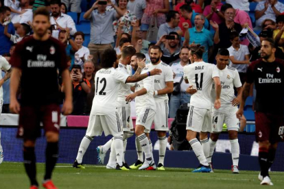 El Real Madrid se hizo con el Trofeo Santiago Bernabéu tras superar al Milan por 3-1. ALVARADO