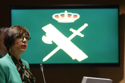 La directora general de la Guardia Civil, María Gámez, el miércoles, al anunciar su dimisión. JAVIER LIZON