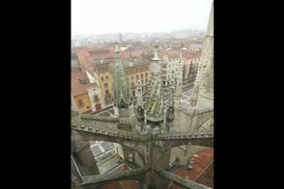 Otra de las estampas que se aprecia desde las alturas de este templo, levantado en el siglo XIII