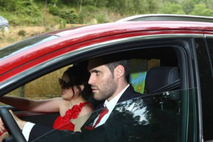 El jugador del Baskonia, Fernando Sanemeterio, a su llegada a la boda .