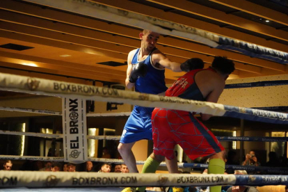 Velada de boxeo en el Olímpico. J. NOTARIO