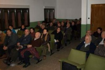 Un momento del pleno extraordinario celebrado ayer en el Ayuntamiento de Laguna de Negrillos