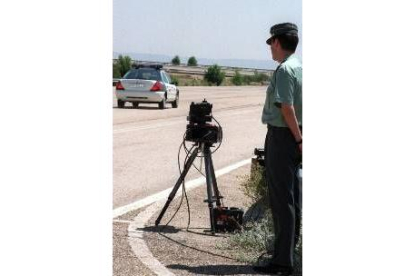 La Guardia Civil no colocará «a traición» los radares
