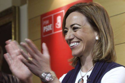 La aspirante a la secretaría general del PSOE Carme Chacón durante el acto de presentación de la plataforma "Jóvenes socialistas con Chacón",