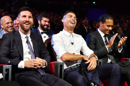 Cristiano, Messi y Van Dijk, finalistas al premio FIFA "The Best"